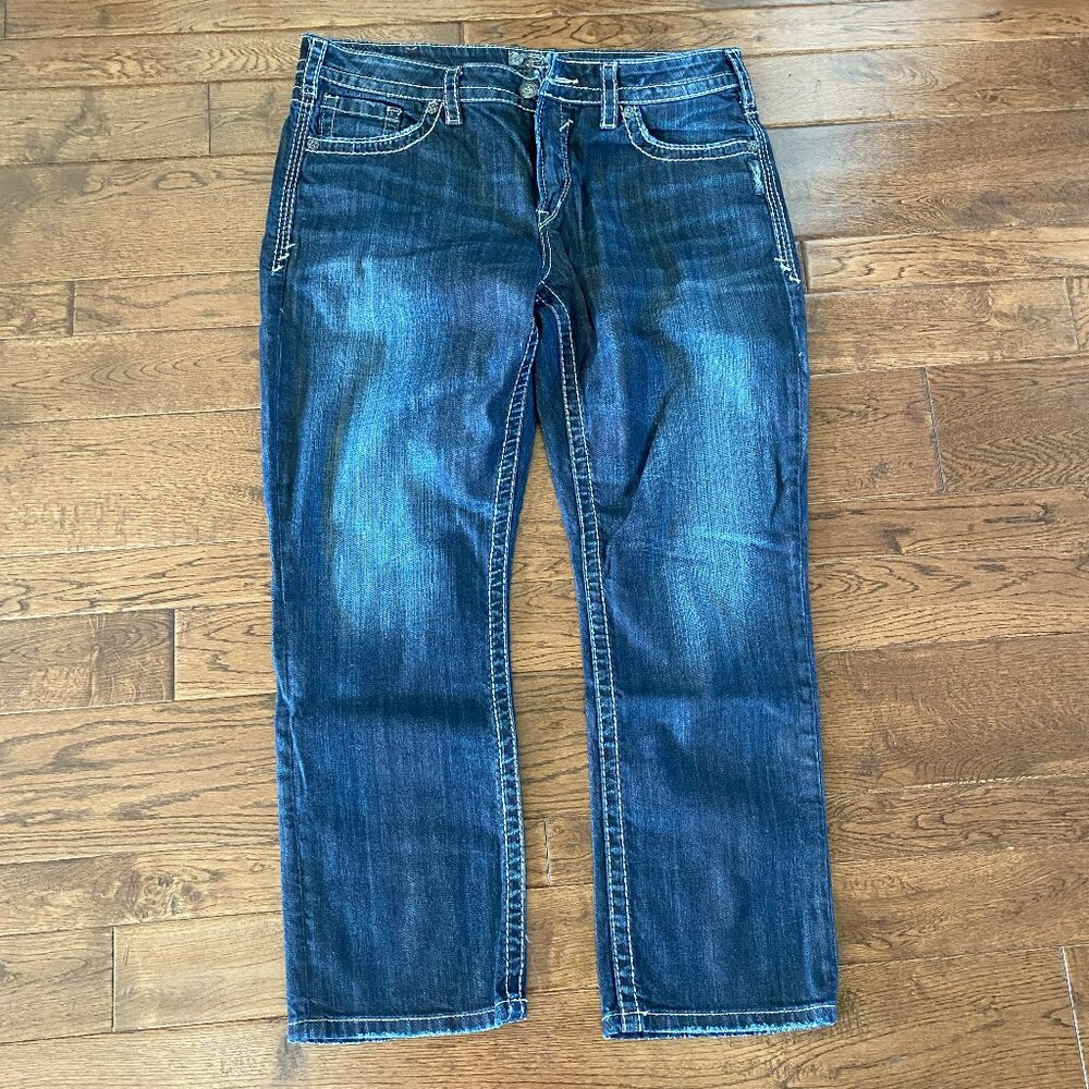 Silver Jeans Natsuki dark wash Capri W33 (Size 14)
